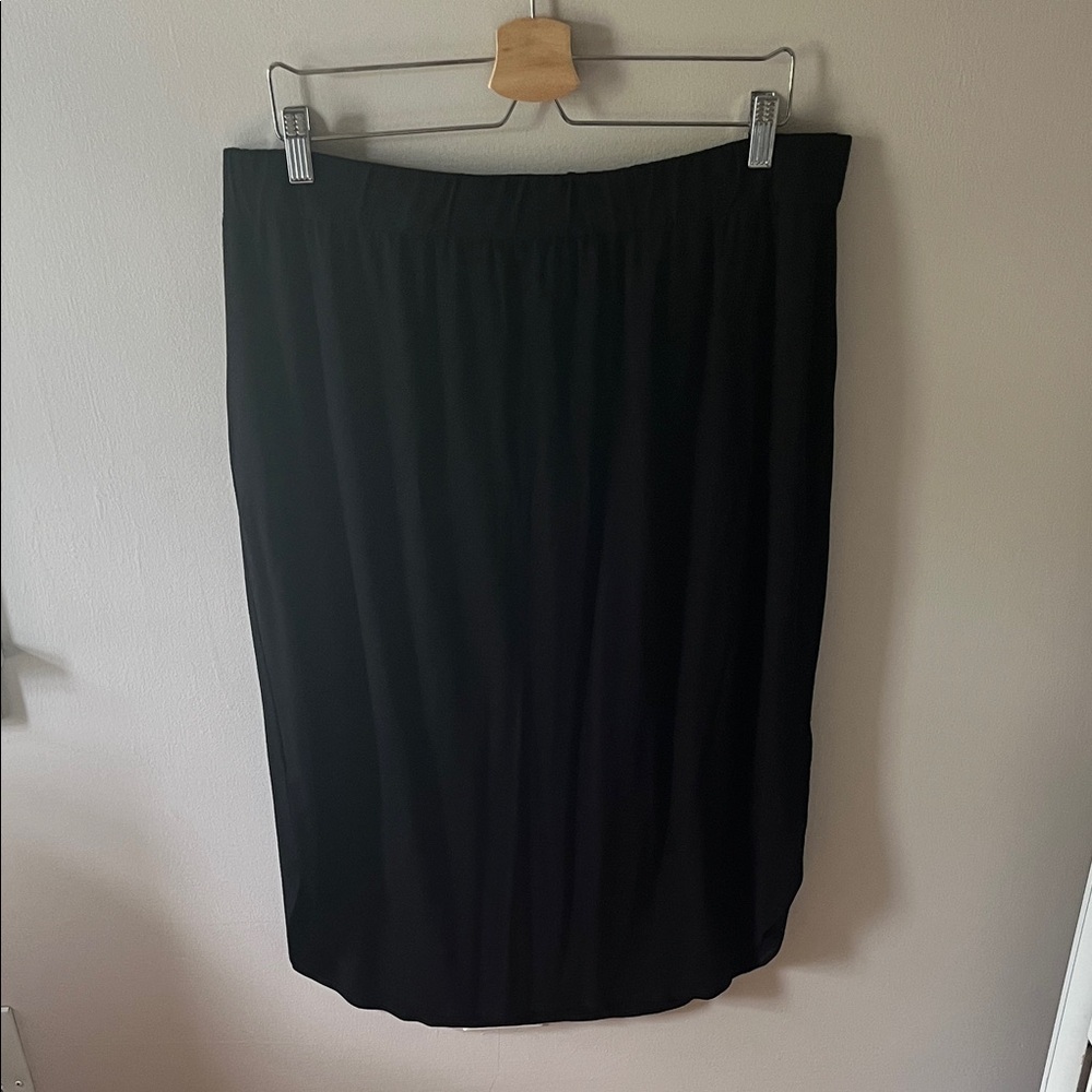 Eileen Fisher Classic Black Skirt